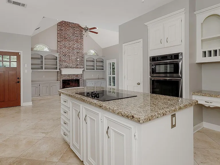 2 Silverstrand Pl — Photo 12
