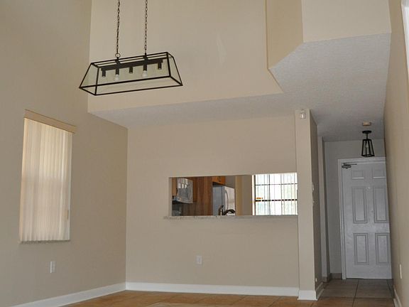 4th image of 254 City View Dr #254