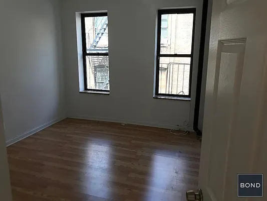 Rented by Bond New York | media 12