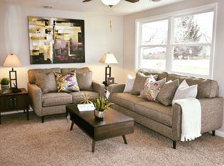 2295 Harbor Hill Dr, Fremont, OH 43420