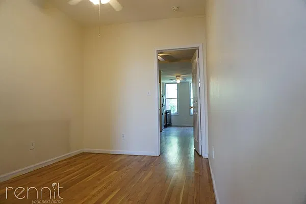 Rented by Rennit Inc. | media 21
