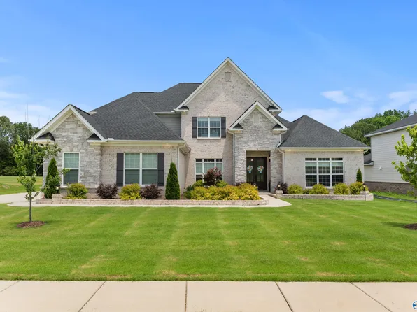 313 Merrydale Dr, Huntsville, AL 35811