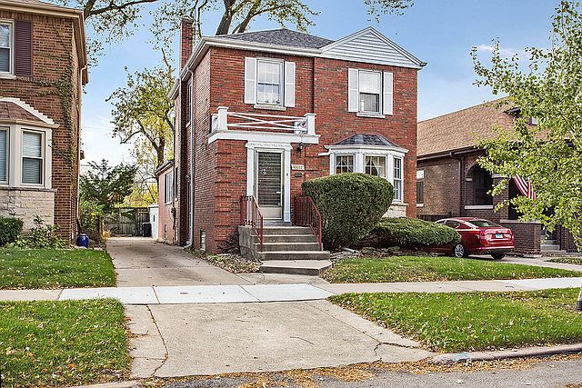 1st image of 10012 S Claremont Ave