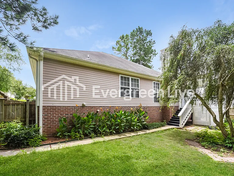 312 Red Barn Ct — Photo 14