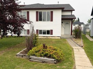 7213 W 105th St, Grande Prairie, AB T8W2S6