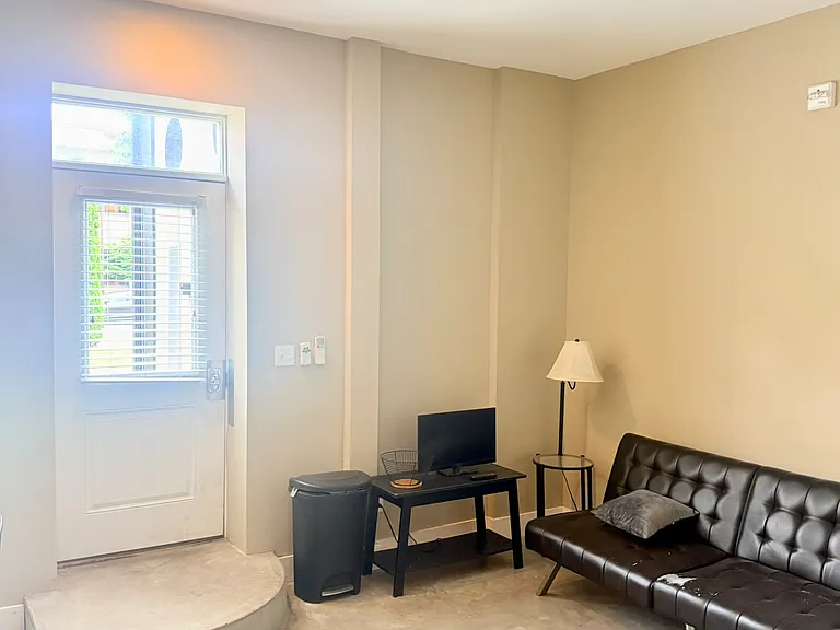 151 N Fountain St #103 — Photo 4