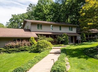 3217 Bremerton Rd, Pepper Pike, OH 44124