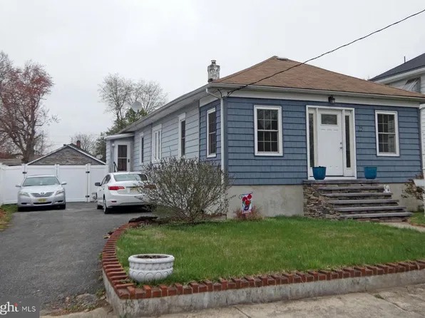 25 Elvin Ave, Penns Grove, NJ 08069