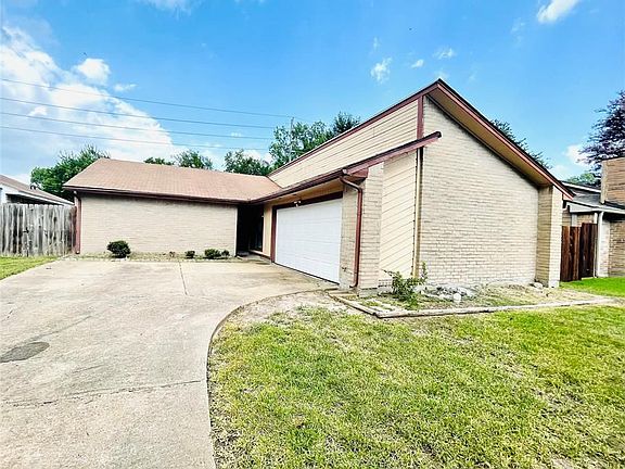 3rd image of 7719 Loro Linda Dr
