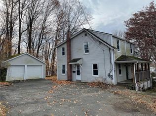 97 Cottage St, Killingly, CT 06239