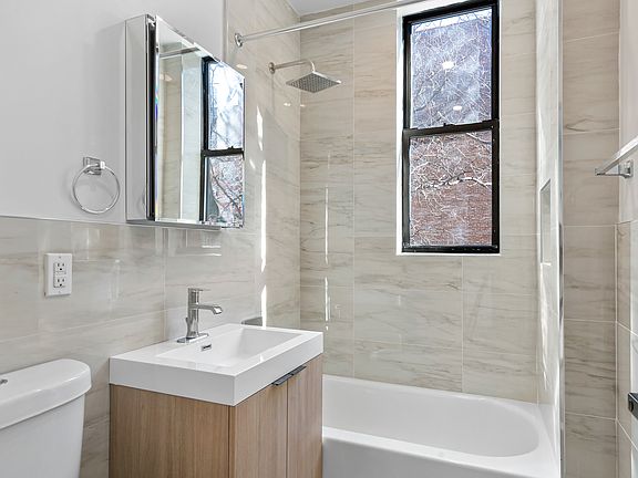 5th image of 1571 3rd Ave #2S