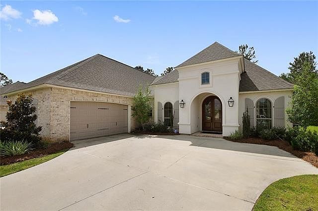 2nd image of 273 W. Longview Court