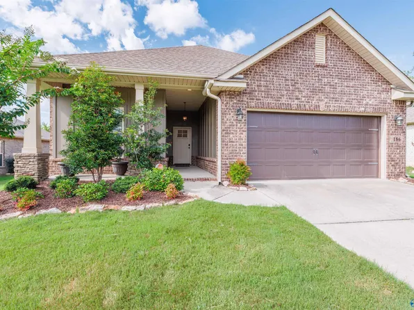 186 Summer Pointe Ln, Madison, AL 35757