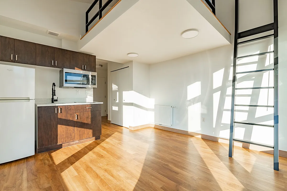 Building Photo - Portage Bay Flats