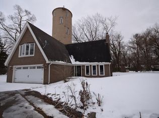 1155 Cary Rd, Algonquin, IL 60102