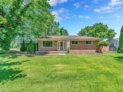 23429 Easy St, Clinton Township, MI, 48036