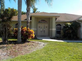 670 NE Zebrina Senda, Jensen Beach, FL 34957