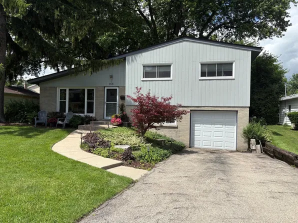 816 Holmes Ave, Deerfield, IL 60015