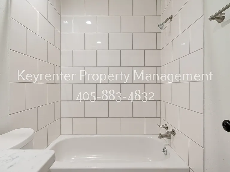 429 Belmont Dr — Photo 32