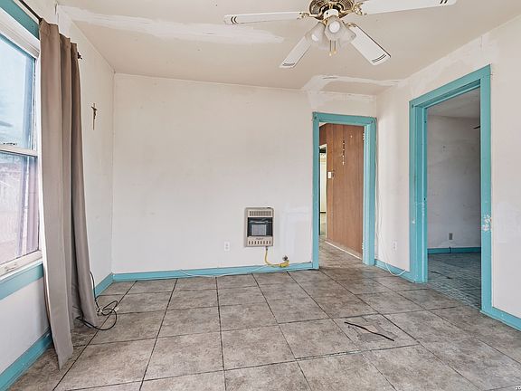 2nd image of 333 Hawthorne