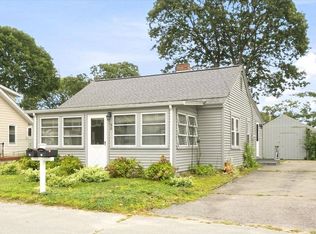 30 Bay St, Buzzards Bay, MA 02532