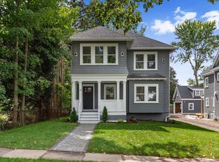 19 Hancock St, Winchester, MA 01890
