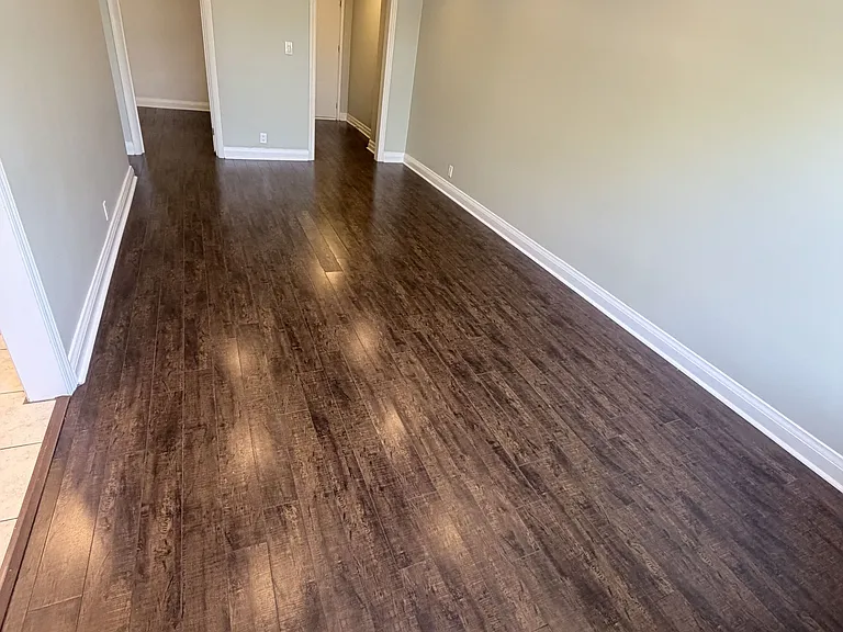 287 Lakeshore Rd E #1 — Photo 5