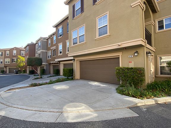 2nd image of 819 Batista Dr