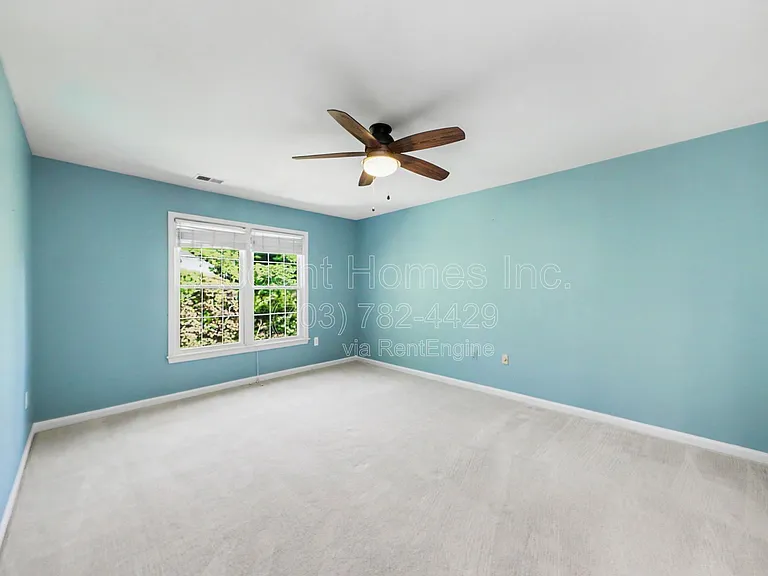 8942 Kenilworth Dr — Photo 19