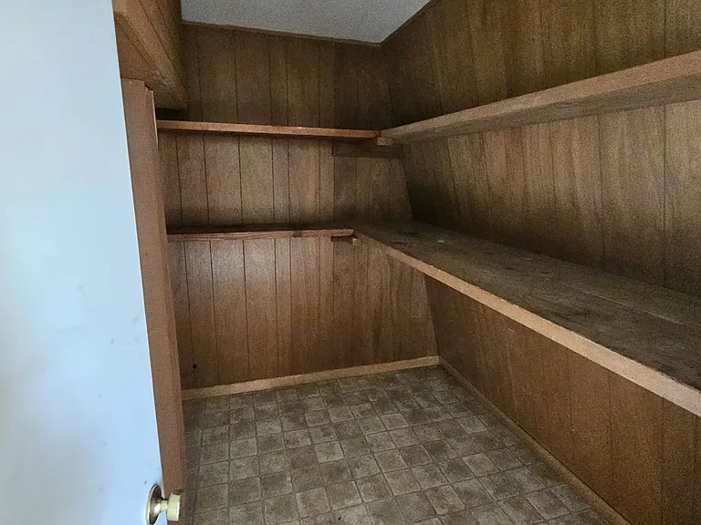 Terrace Heights Apartments — Photo 24
