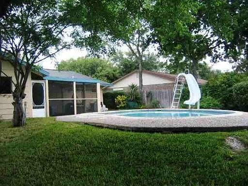 2nd image of 12103 LAS NUBES DR