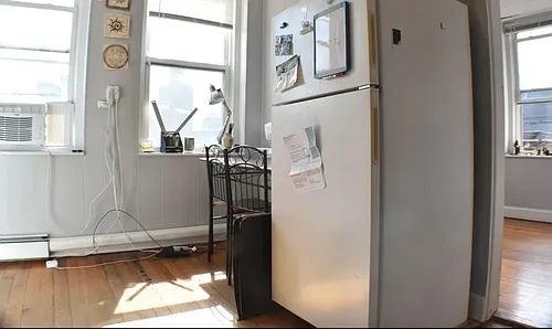 158 Salem St #8 Photo 1