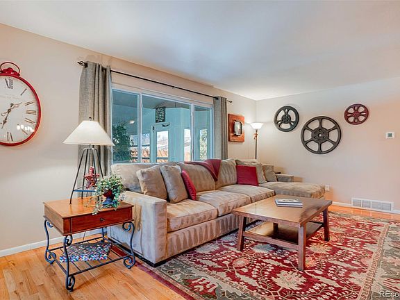 3rd image of 3017 S Xanthia St