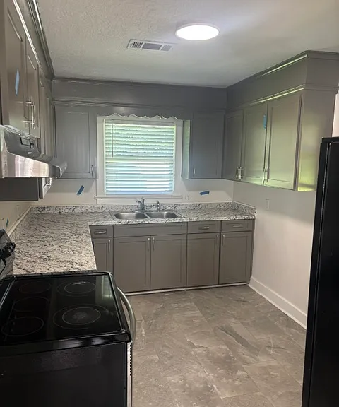 2623 Myrtlewood Dr — Photo 2