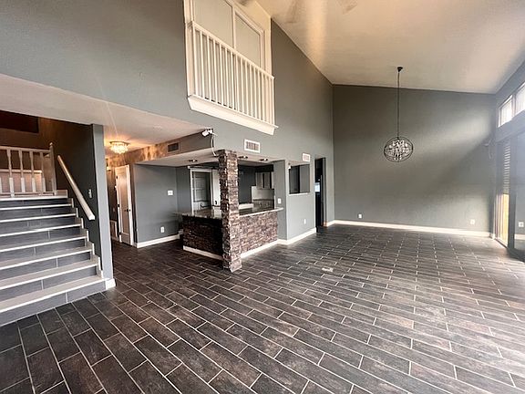 3rd image of 1400 Ocean Dr APT 3