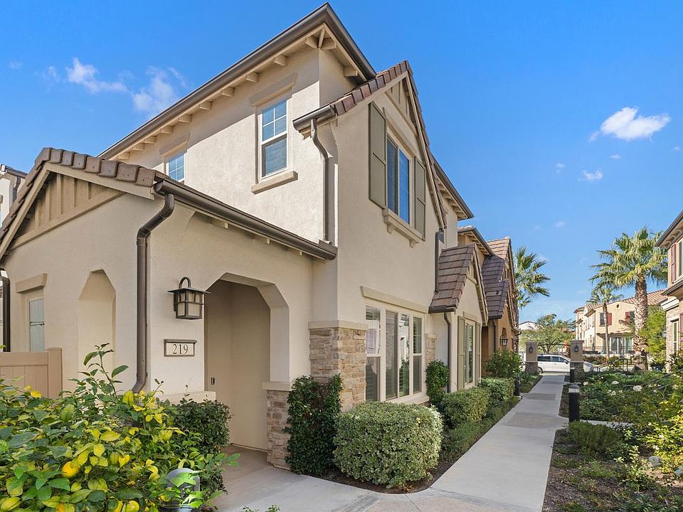 Welcome Home To 219 Primrose in Camden Square's Gated Community of Foothill Ranch!