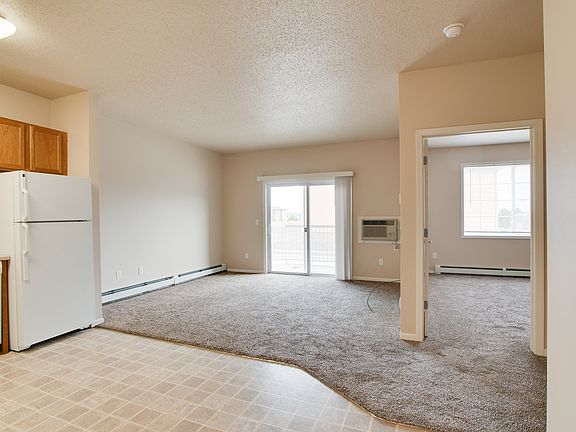 Courtyard Apartments on Belsly Living Room