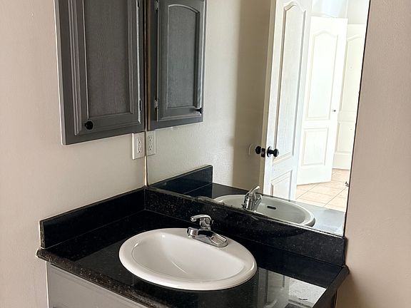 5th image of 1303 E Coyote St APT 2