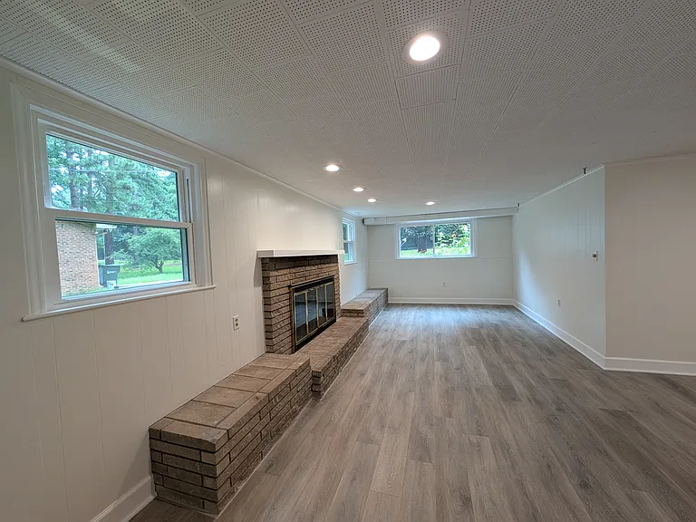 514 Morreene Rd — Photo 9