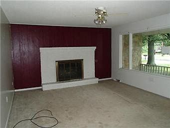 4th image of 722 W 4th Ave