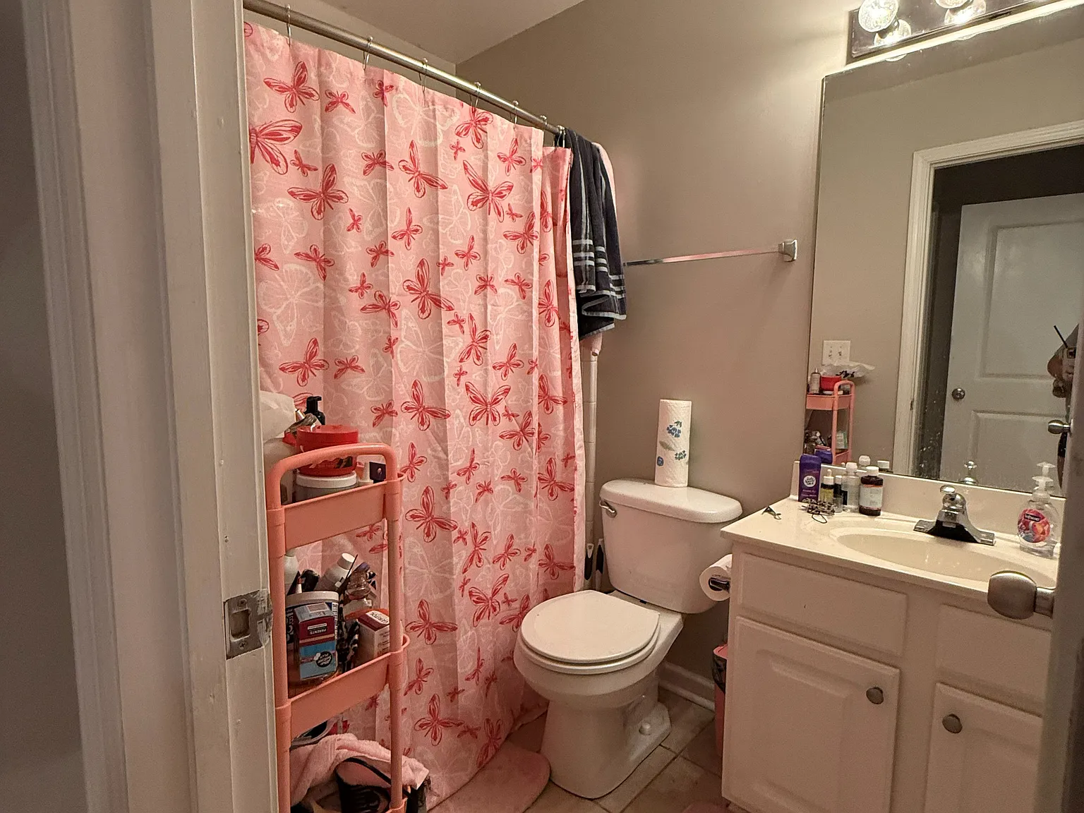 3 bed, 1406 sqft, $1,950 — Photo 4