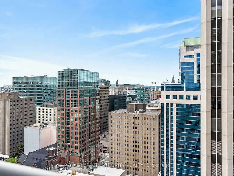 40 Nepean St #2102 — Photo 9