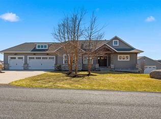 3359 Southridge Dr, Amana, IA 52203