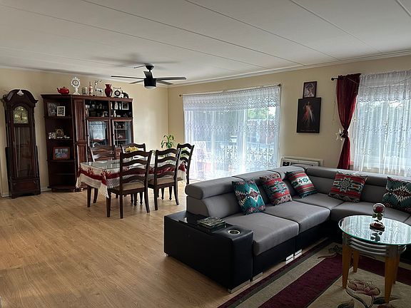 5th image of 1033 Busse Hwy APT 2A