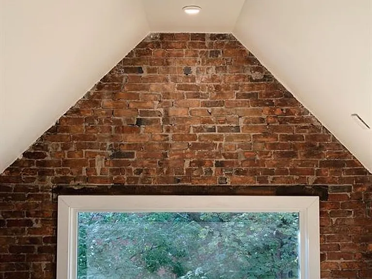 99 Olive St — Photo 21