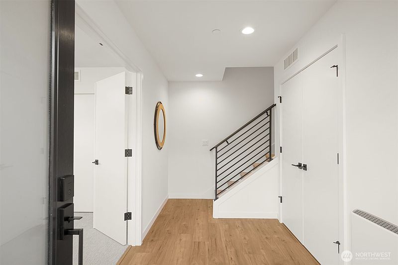 2nd image of 4408 A 50th Avenue S