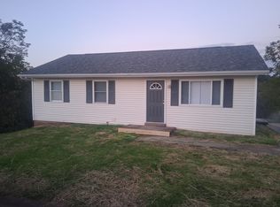42 Lakeview Dr, Williamstown, KY 41097