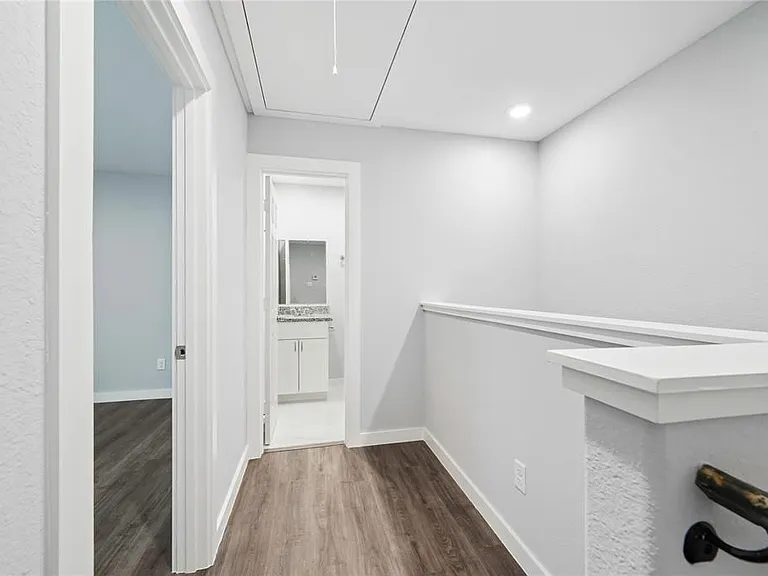 8215 Crestview Dr #A — Photo 12
