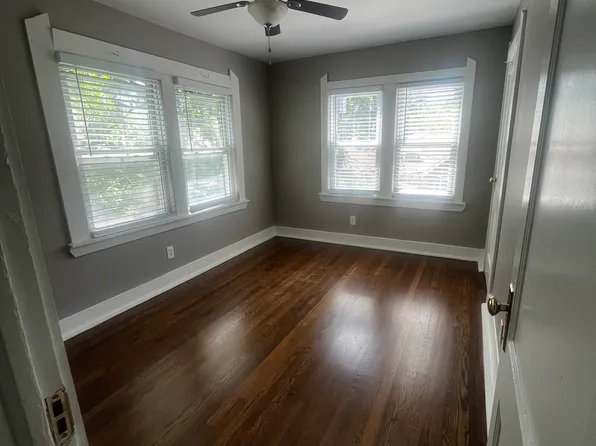 4307 Gillham Rd #1, Kansas City, MO 64110