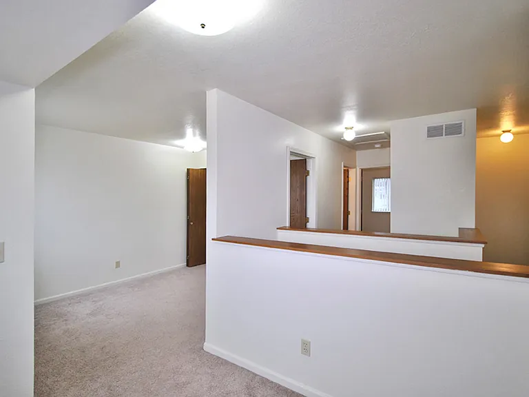 The View Apartments and Townhomes — Photo 18